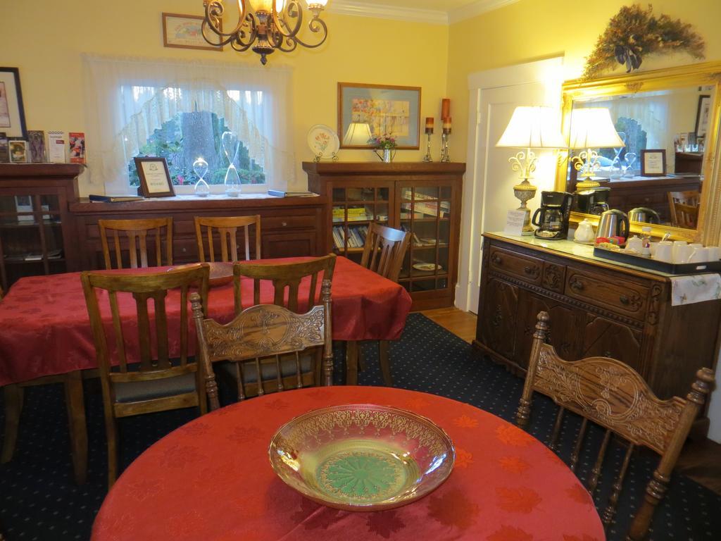 Shady Oaks Country Inn 세인트 헬레나 외부 사진