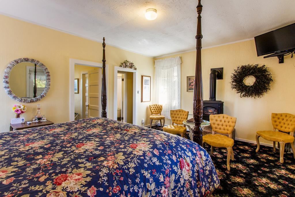 Shady Oaks Country Inn 세인트 헬레나 외부 사진